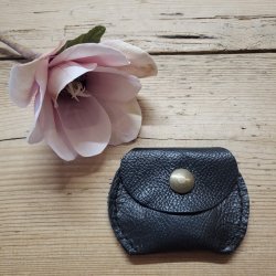 Lille pung i genanvendt lder