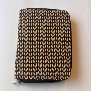 Lana Grossa H�klen�les�t i etui.