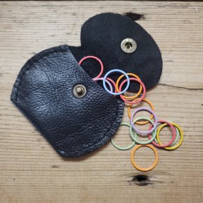 Lille pung i genanvendt lder