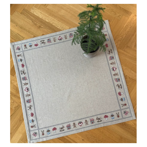 Lille Gingerbread juletrstppe 2028-9