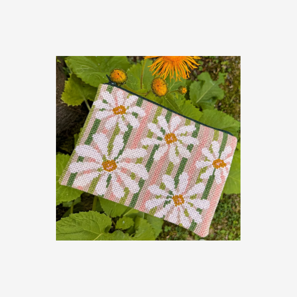 Margueritter p� striber 2022-11 Str. 13 x 19 cm 