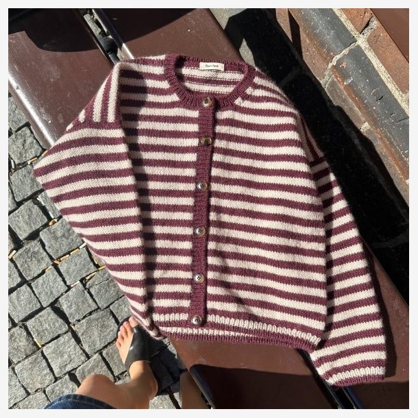 Olga Jacket - Opskrift fra PetiteKnit 