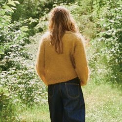 2507 - Model 3 - Rookie Sweater 