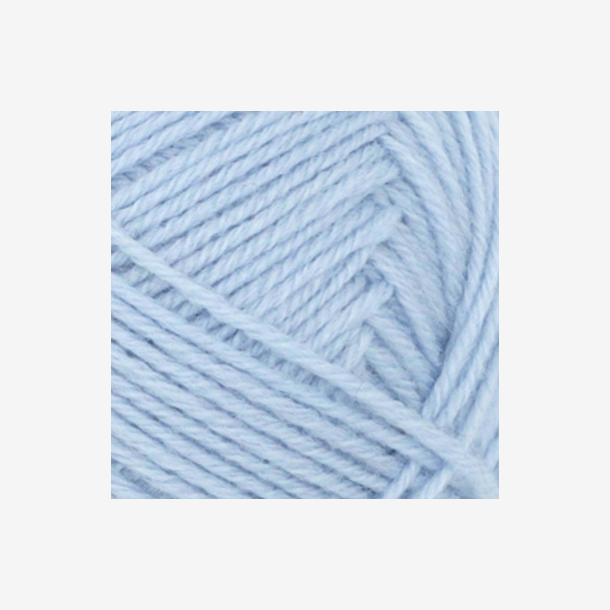 Sunday fra PetiteKnit - Brunnera Blue 5812 - 137101 