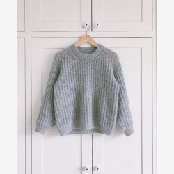 September Sweater | Opskrift fra PetiteKnit
