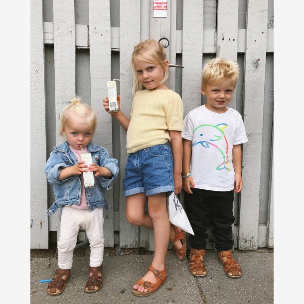 Sunday Tee Junior | Petiteknit | opskrift uden garn