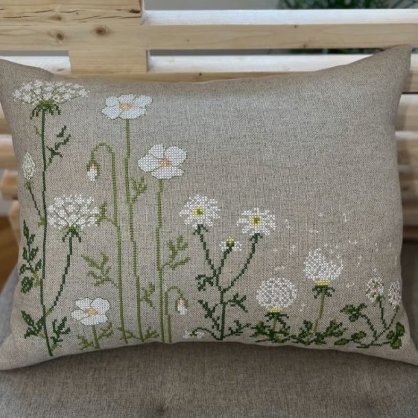 Wild on Purpose Pillow - Pomp Stitch 