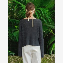 2404 - Model 5 - Fenny Sweater