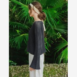 2404 - Model 5 - Fenny Sweater