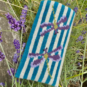 Dragonfly brilleetui - 2023-5 Broderi 