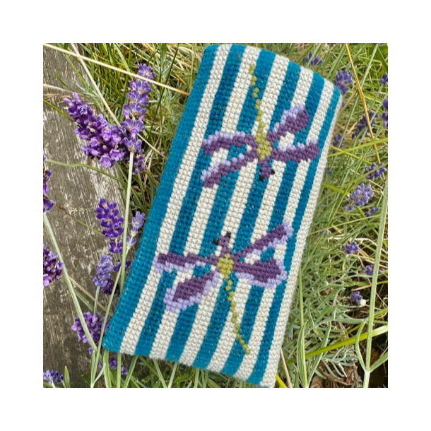 Dragonfly brilleetui - 2023-5 Broderi 