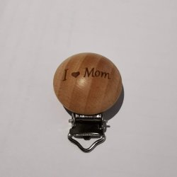 Seleclips i tr med tekst 