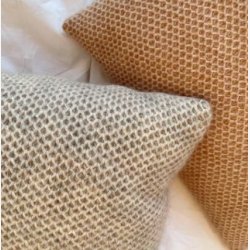 Honey Pillow - Opskrift fra Petiteknit 