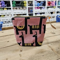 03.11.25 Workshop: Sy din egen projekttaske og dimsepung / toolpurse v. Monika Barse (3 aftener)