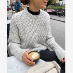 Jenny Sweater | Opskrift fra PetiteKnit