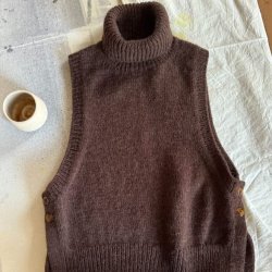 Lulu slipover - chunky edition fra PetiteKnit 