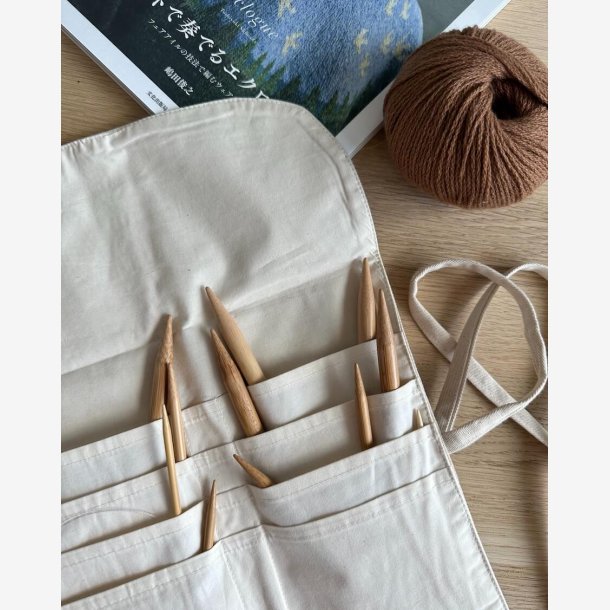 Knitter's Needle Case til Rundpinde