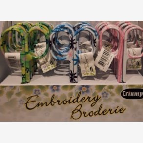 Triumph broderi saks 